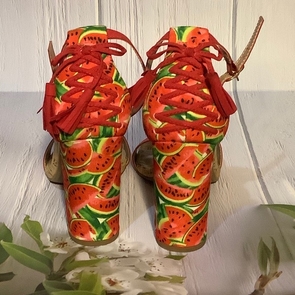 Betsy Johnson watermelon print heels - Picture 2 of 7